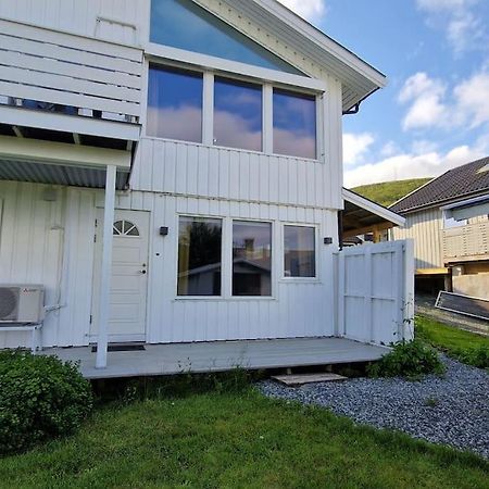 Leilighet I Tromso Kvaloysletta Exteriér fotografie
