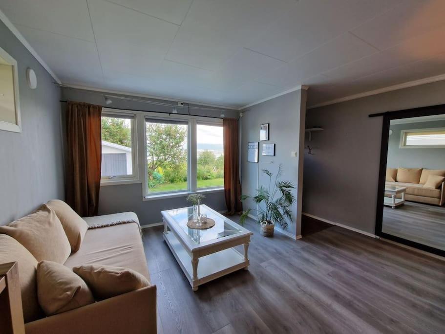 Leilighet I Tromso Kvaloysletta Exteriér fotografie